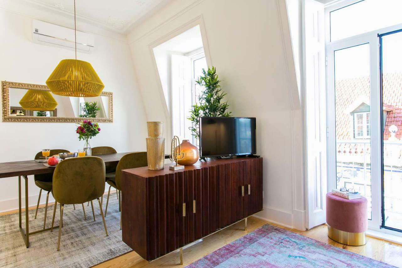 2 beautiful suites upscale flat embracing Tejo! Lisboa Exterior foto